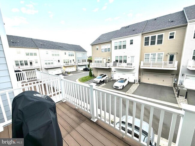 Building Photo - 17255 Herring Gull Ln