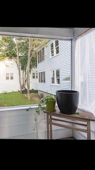 Building Photo - 8 Commonwealth Ave