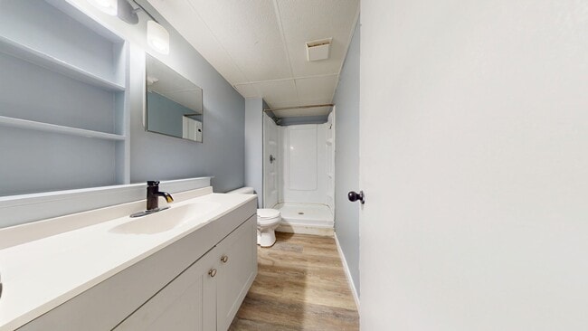 Building Photo - 221 W Union St