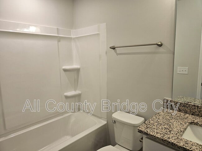 Building Photo - 142 Randwick Ln