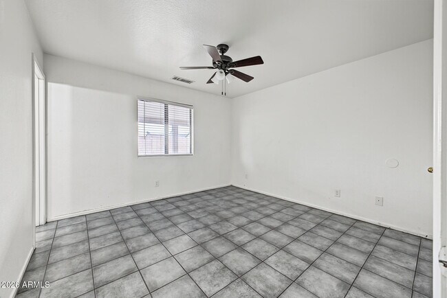 Building Photo - 3015 N 84th Dr