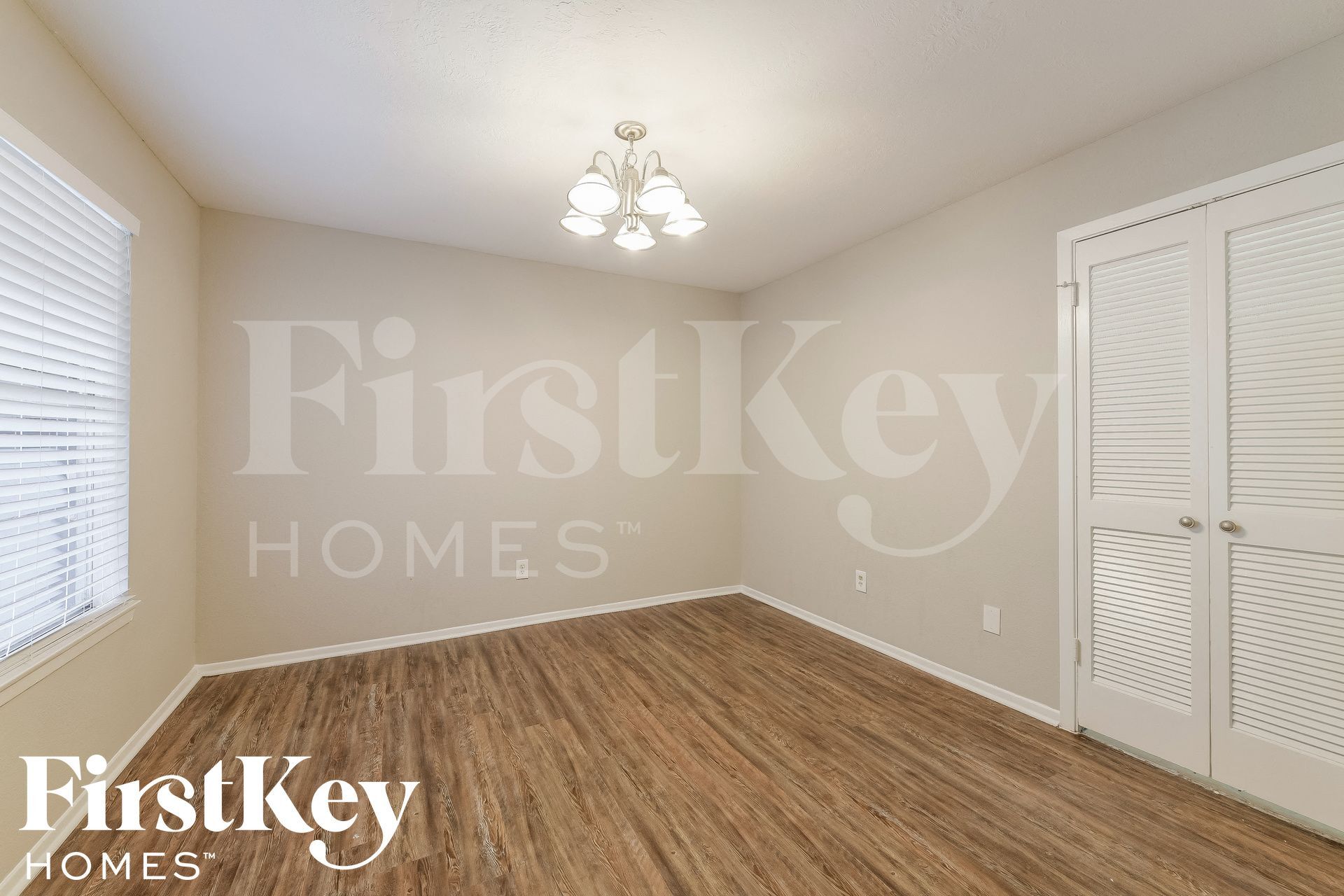 Building Photo - 22219 Oakhill Gate Dr