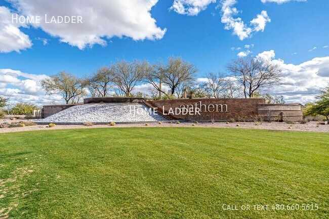Building Photo - 2713 N Camden Dr