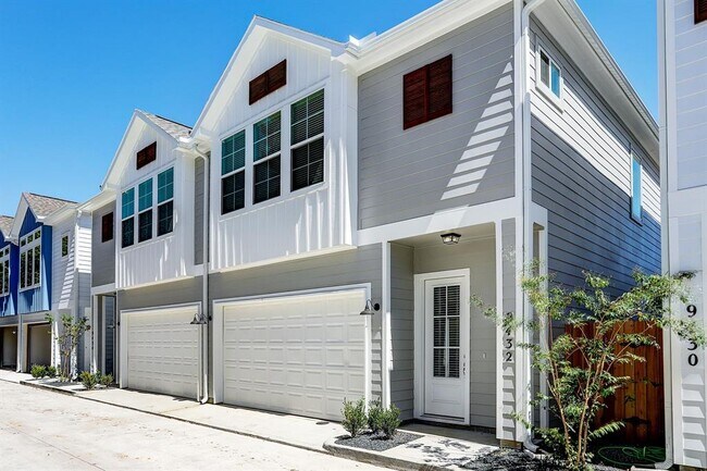 Building Photo - 9434 Kerrwood Ln