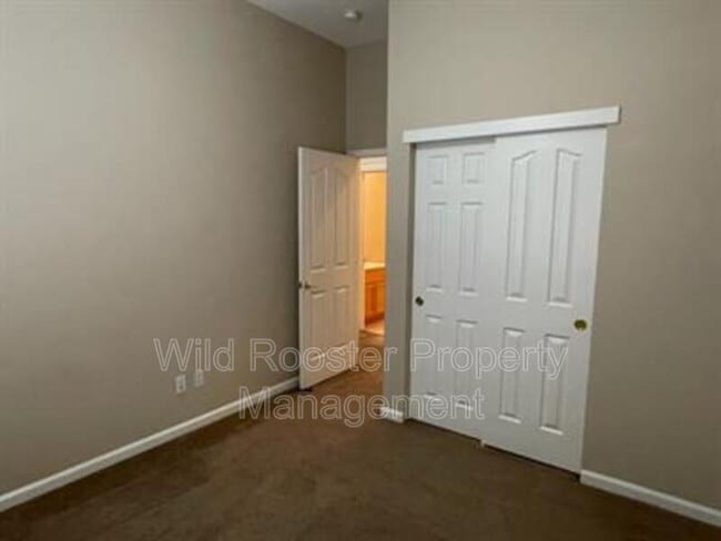 Building Photo - 10165 Sorenstam Dr