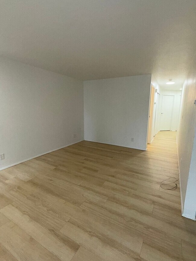 Interior Photo - Viking Suites