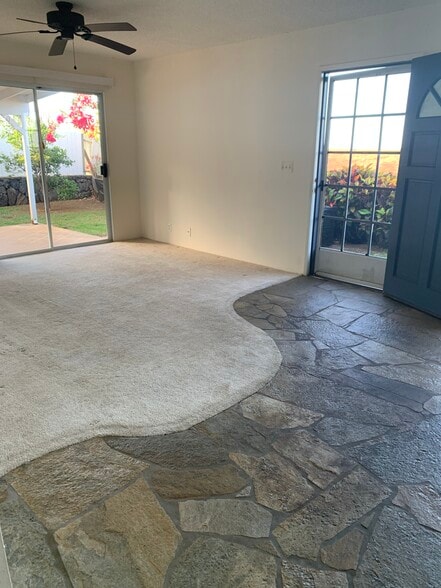 Living area - 76-251 Kanaka St