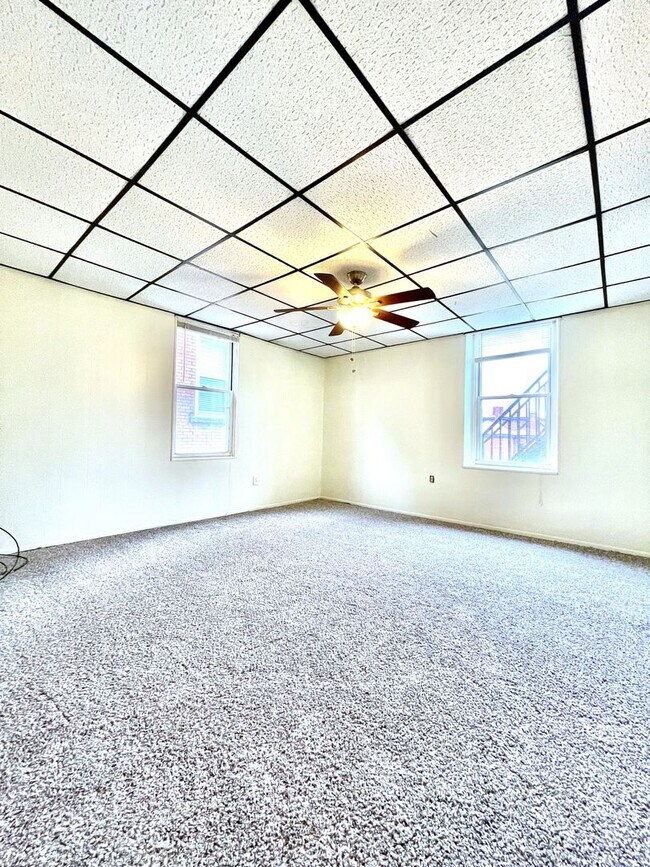 Building Photo - 403 S Atlantic Ave