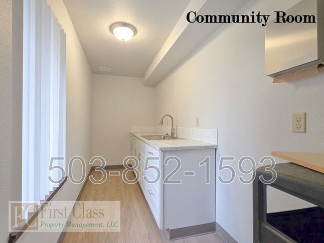 Building Photo - 1402 NE 186th Ave