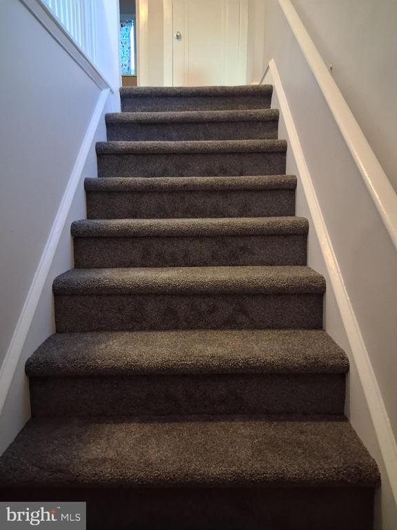 Building Photo - 223 S Grand St