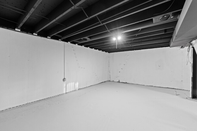 Full unfinished basement for storage - 25 W Ofallon Dr