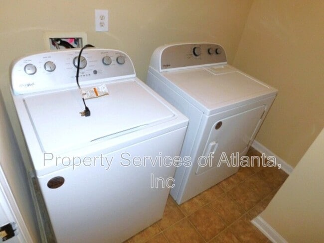 Building Photo - 6931 ? Bonnes Blvd