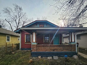 Building Photo - 2523 E 18th St