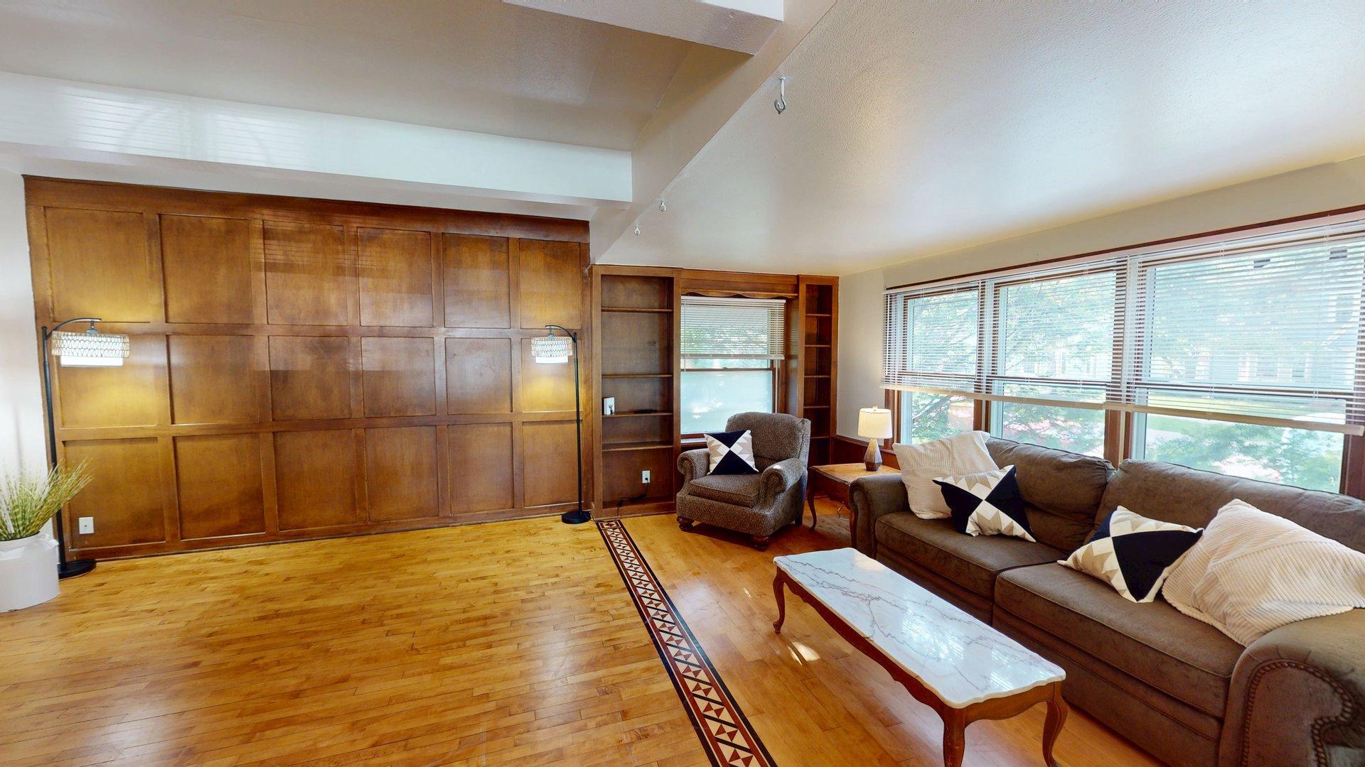 Building Photo - 1625 N Union St