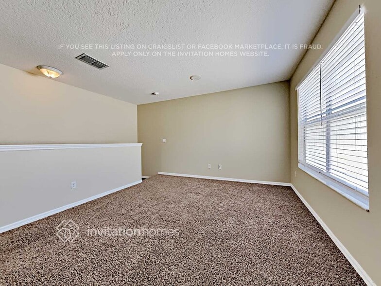 Building Photo - 899 Moonluster Dr