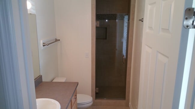 Building Photo - Beautiful and Updated Paired Home Minutes ...