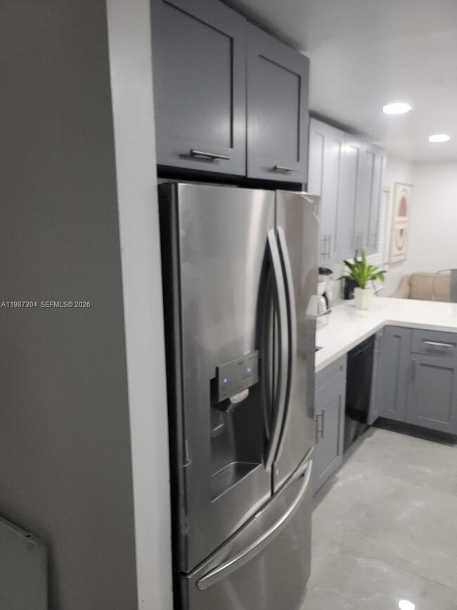 Building Photo - 512 NW 96th St