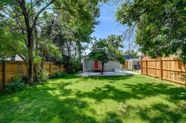 Building Photo - New Sunnyside House, Full Remodel, 2Bed/2Bath