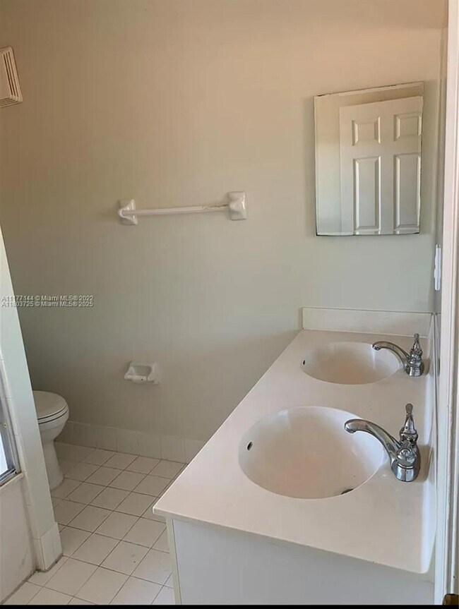 Building Photo - 2614 SW 188th Ave