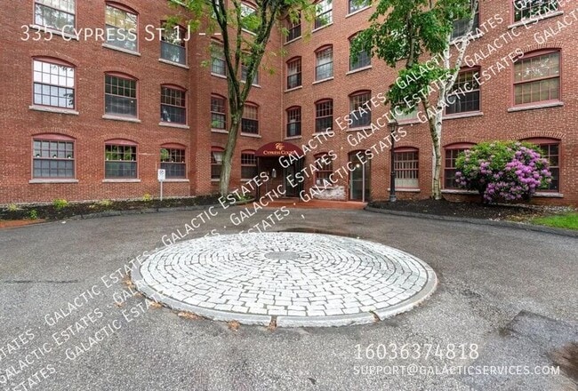 Primary Photo - 335 Cypress St