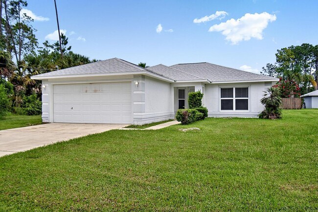 Building Photo - 15 Renmont Ct