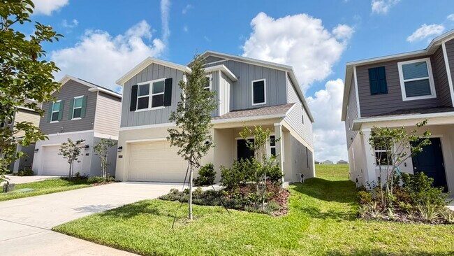 Building Photo - 3375 Alexander Dr