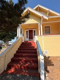 Building Photo - 2532 Grand Ave