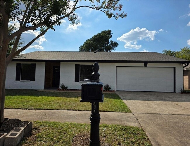 Primary Photo - 7423 Weatherhill Ln