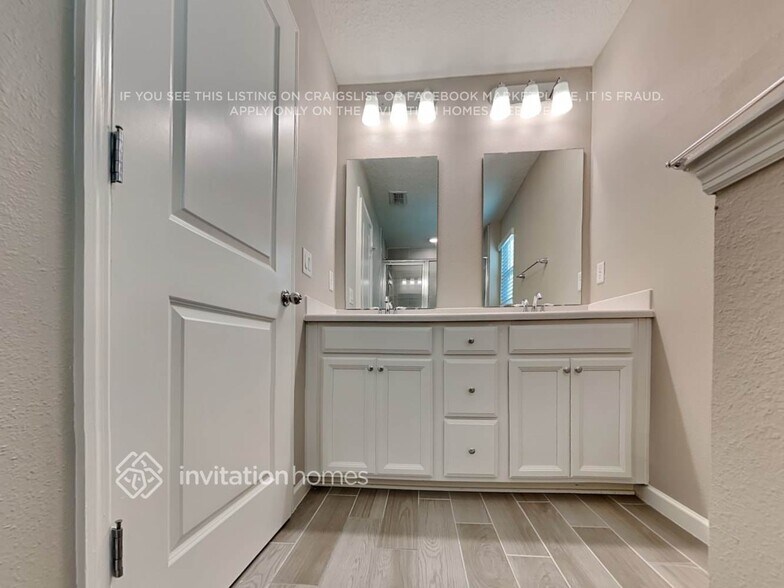 Building Photo - 13274 Shore Grass Dr