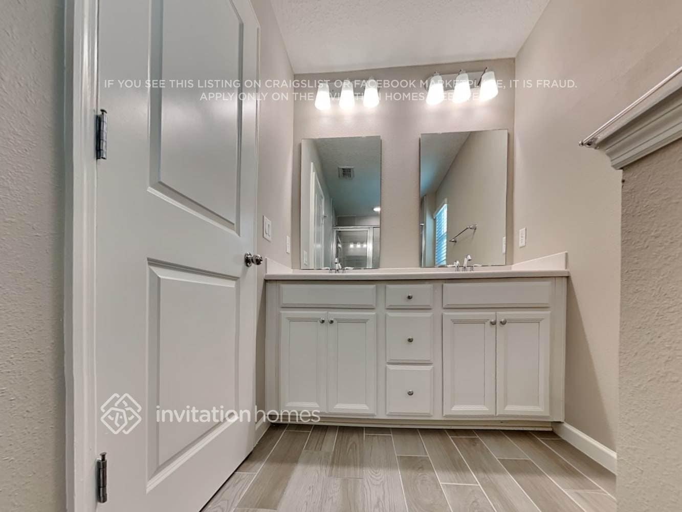 Building Photo - 13253 Shore Grass Dr