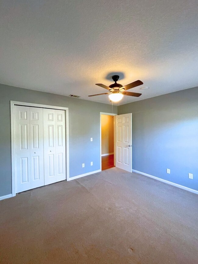 Building Photo - Charming 3-Bedroom, 2-Bath Home with Large...