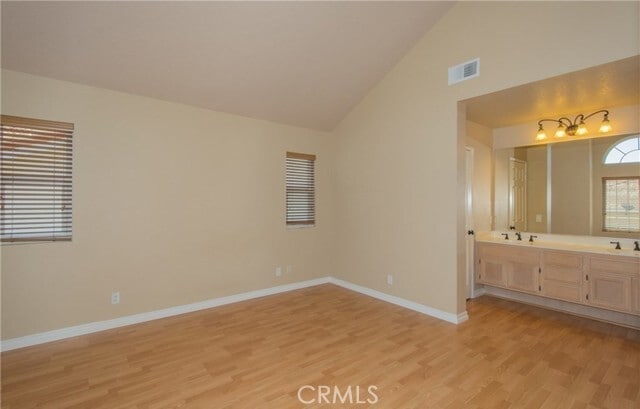 Building Photo - 24915 Via Sonoma