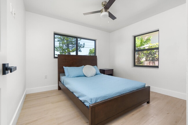 Building Photo - 303 De Carie St