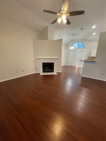 Building Photo - 9805 Carmel Valley Dr