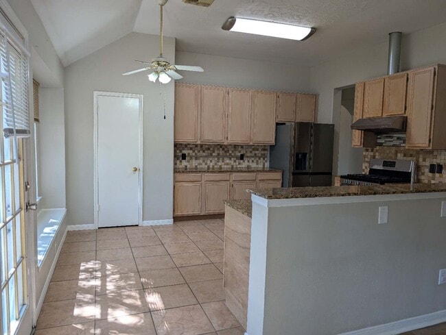Building Photo - 3123 Bay Creek Dr