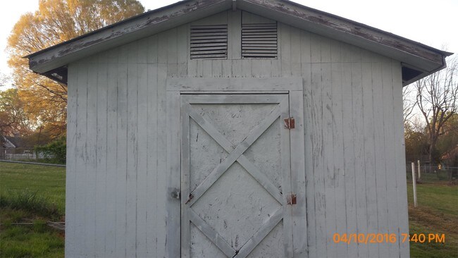 Building Photo - 504 McLemore St