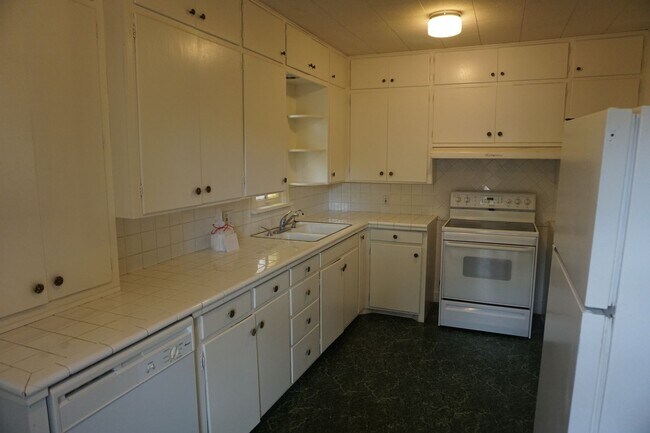 Building Photo - 3101 21st St