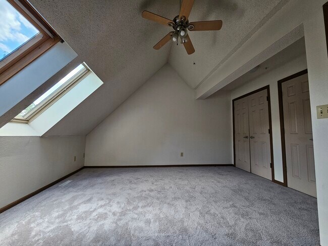 Upper Floor Bedroom 4 - 627 Iowa Ave