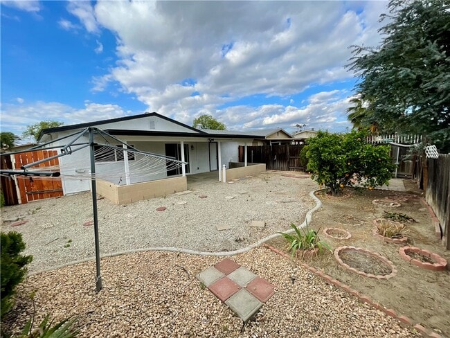 Building Photo - 1887 Cll Amargosa