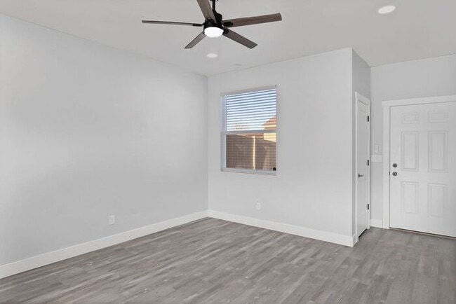 Building Photo - Stylish & Move-In Ready Homes in the Desir...