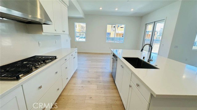 Building Photo - 499 Mulligan