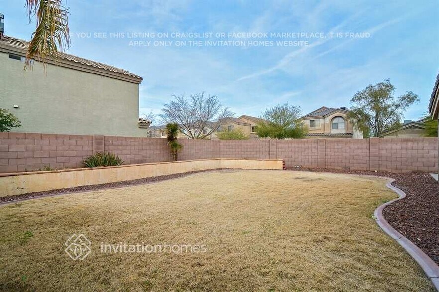 Building Photo - 14816 N 129th Dr