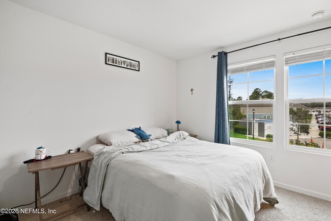 Building Photo - 8415 Zenith Cir