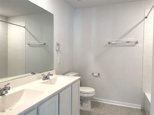 Building Photo - 5002 Winnipeg Blvd