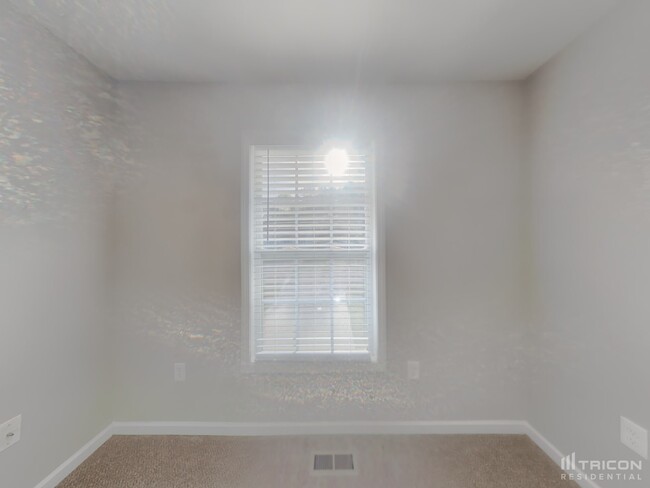 Building Photo - 130 Bethany Forrest Ln