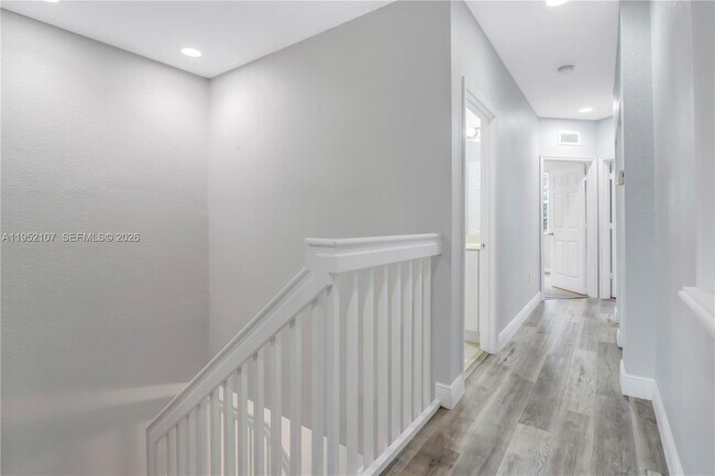 Building Photo - 2540 SW 85th Terrace