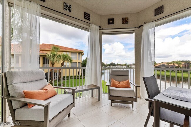 Building Photo - 1845 Les Chateaux Blvd