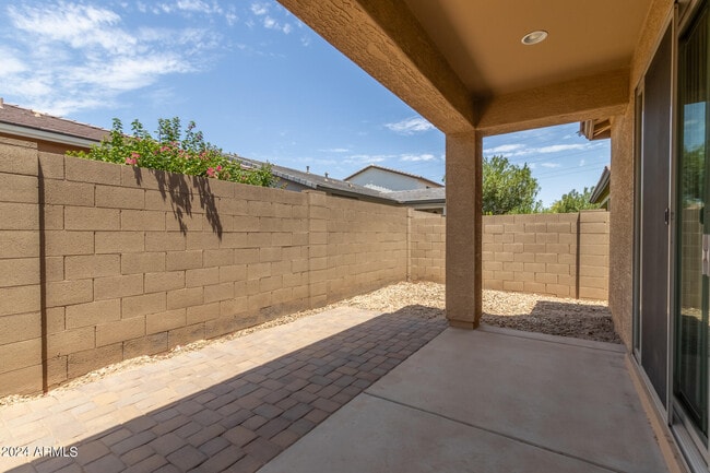Building Photo - 4808 W Lydia Ln