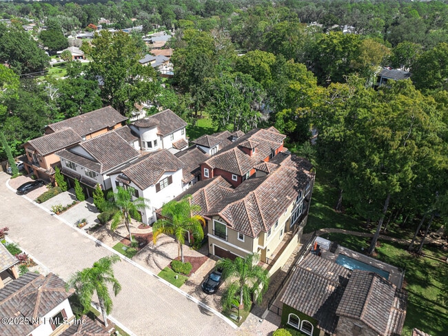 Building Photo - 8849 Pallazzo Terrace