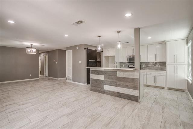 Building Photo - 1905 Chattanooga Dr